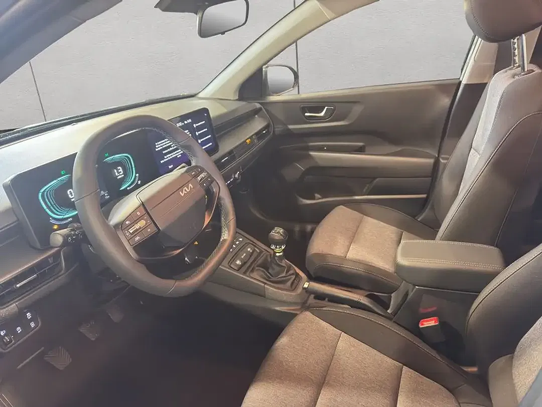 Kia Stonic - Thumbnail 8
