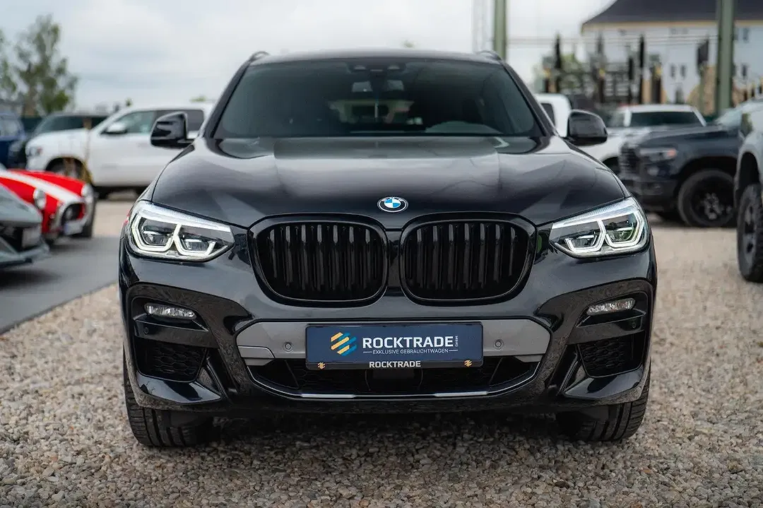 BMW X4 - Thumbnail 3