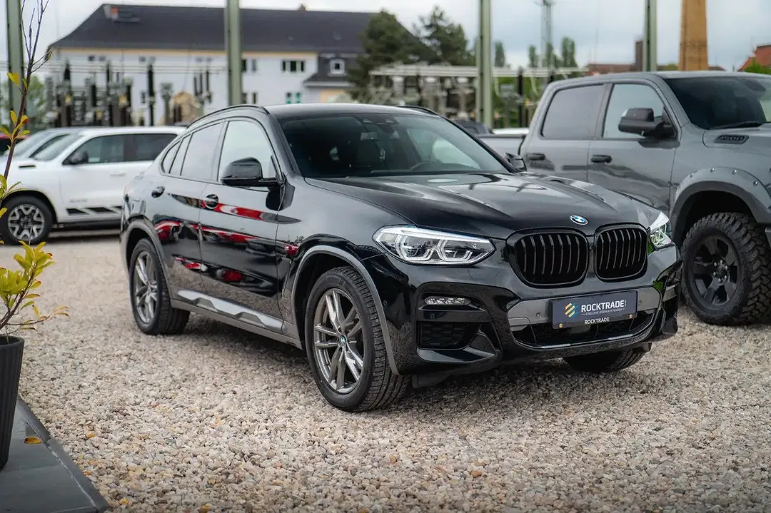BMW X4 - Thumbnail 4