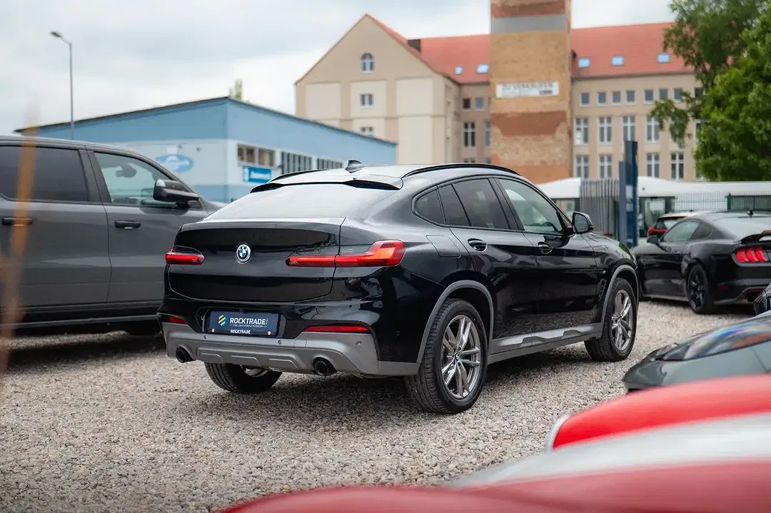 BMW X4 - Thumbnail 5