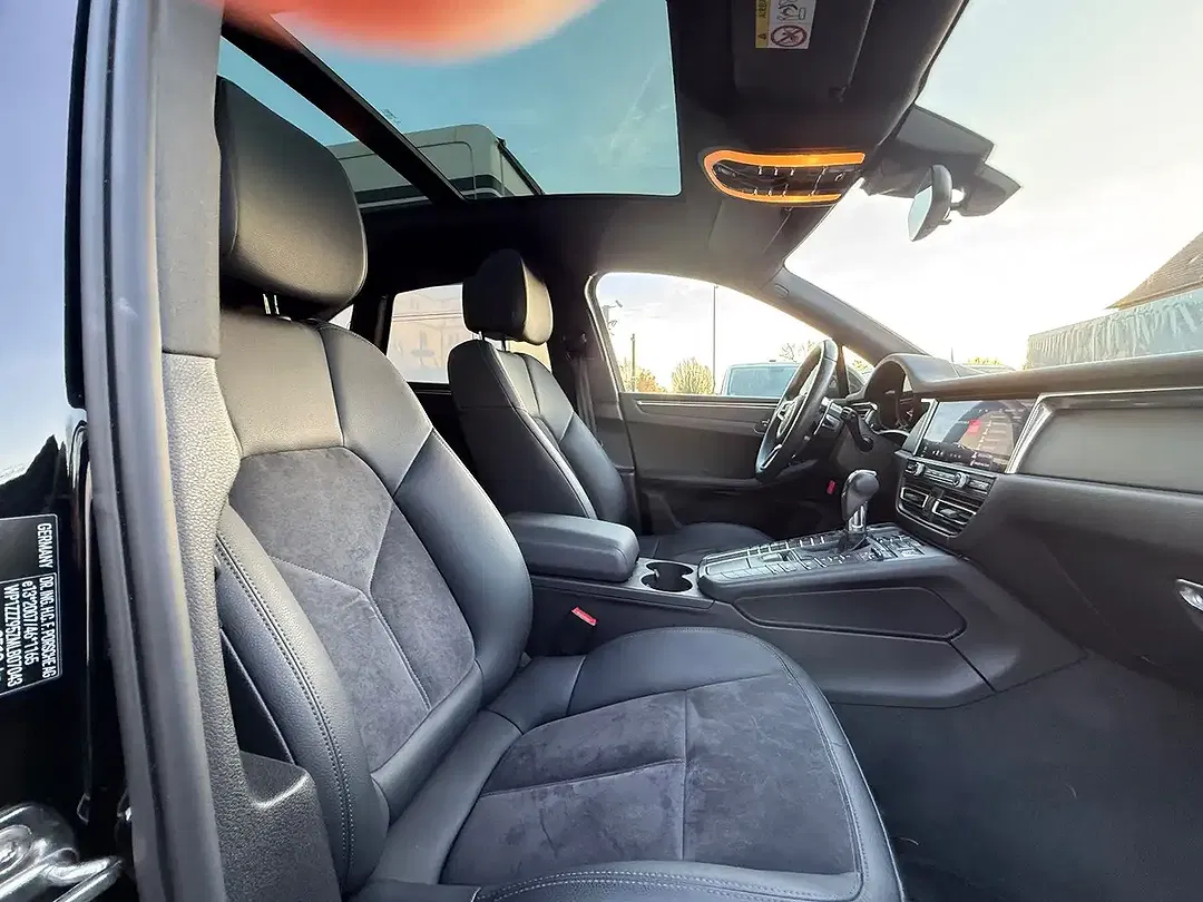 Porsche Macan - Thumbnail 3