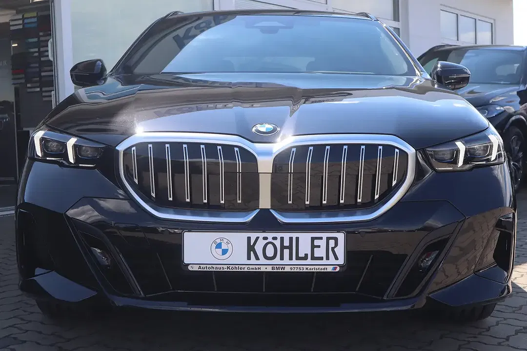 BMW 520 - Thumbnail 2
