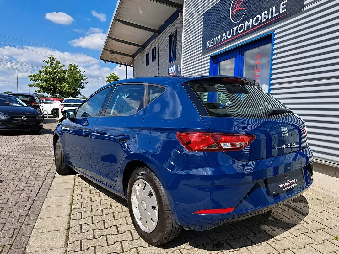 SEAT Leon - Thumbnail 3