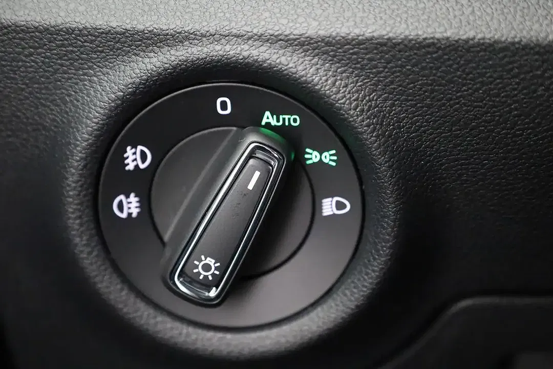 Skoda Kamiq - Thumbnail 8