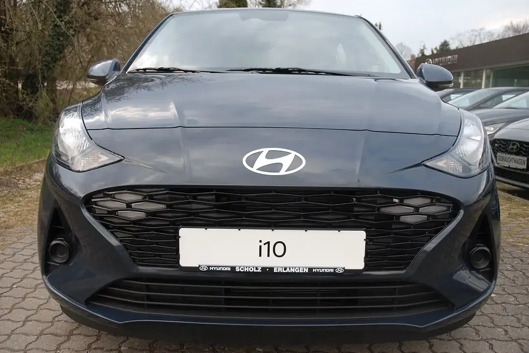 Hyundai i10 - Thumbnail 2