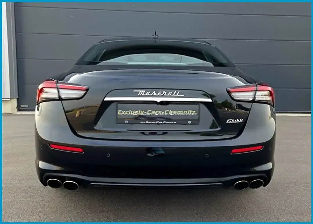 Maserati Ghibli - Thumbnail 19
