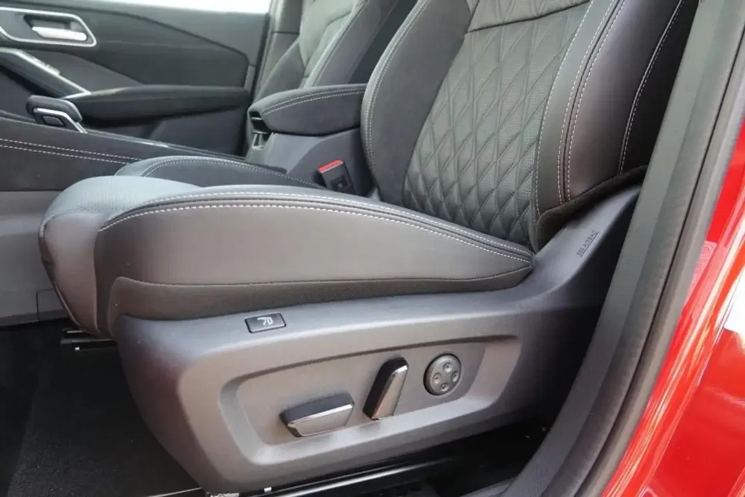 Nissan Qashqai - Thumbnail 8