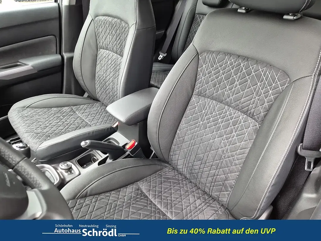 Suzuki Vitara - Thumbnail 12