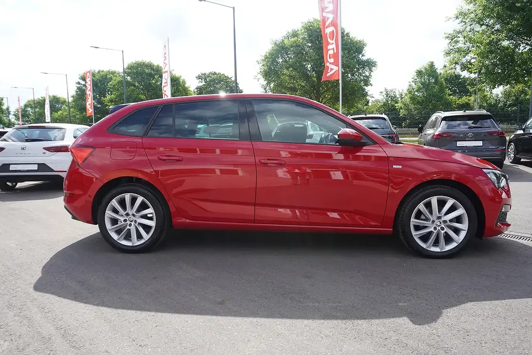 Skoda Scala - Thumbnail 3