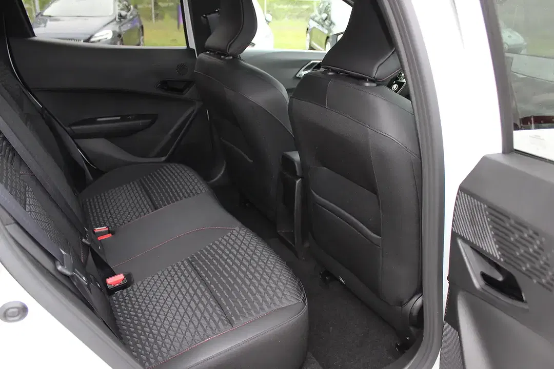 Renault Clio - Thumbnail 9