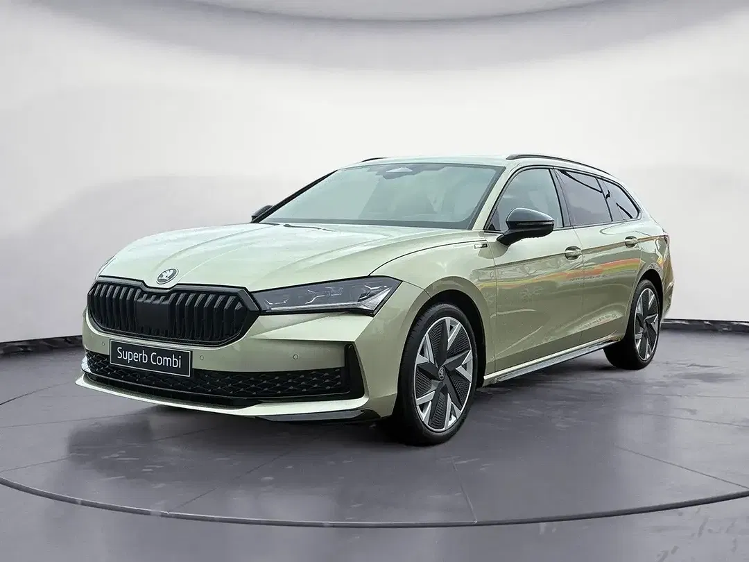 Skoda Superb - Thumbnail 2