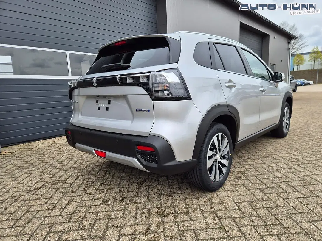 Suzuki S-Cross - Thumbnail 5