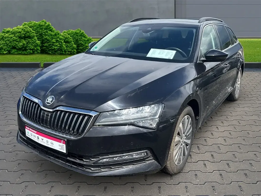 Skoda Superb - Thumbnail 2