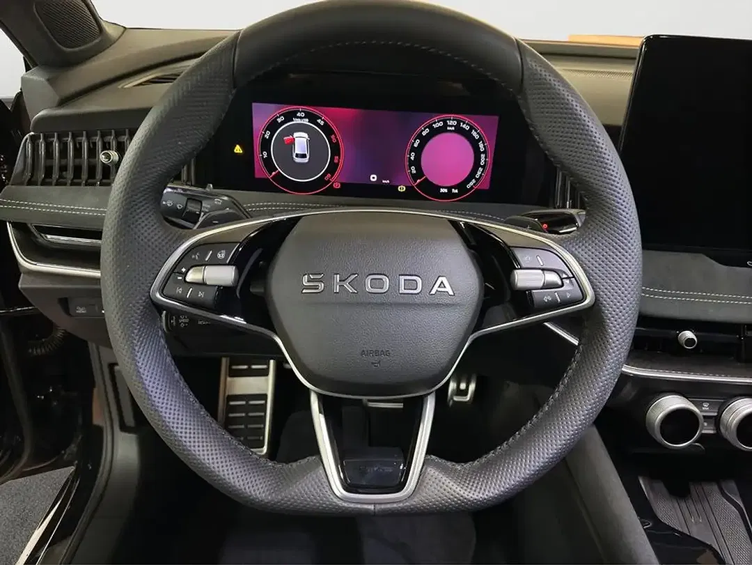 Skoda Superb - Thumbnail 11