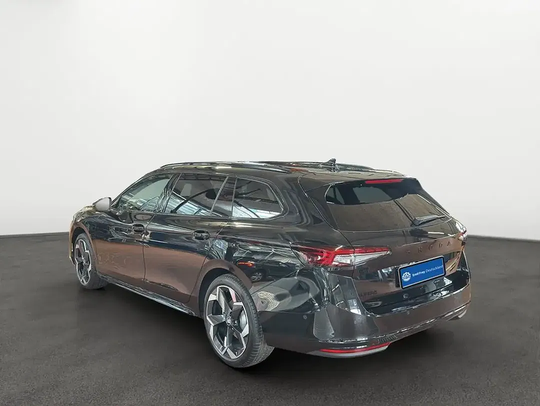 Skoda Superb - Thumbnail 3