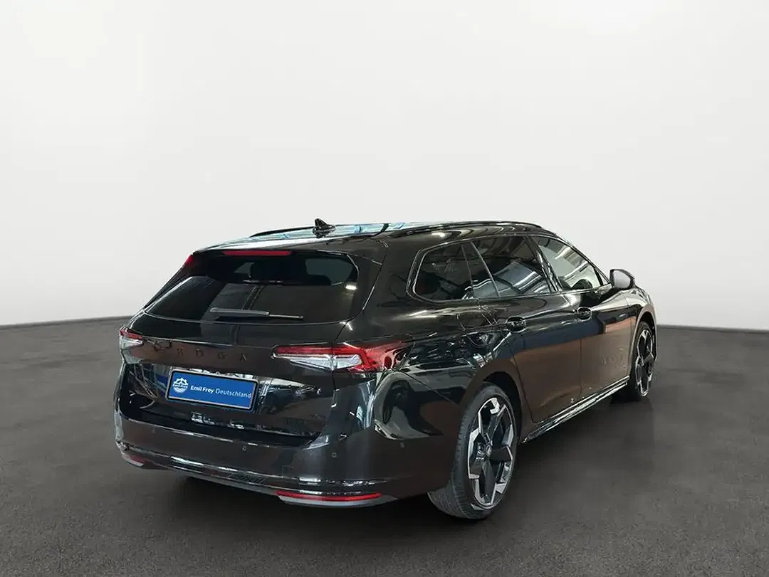 Skoda Superb - Thumbnail 6
