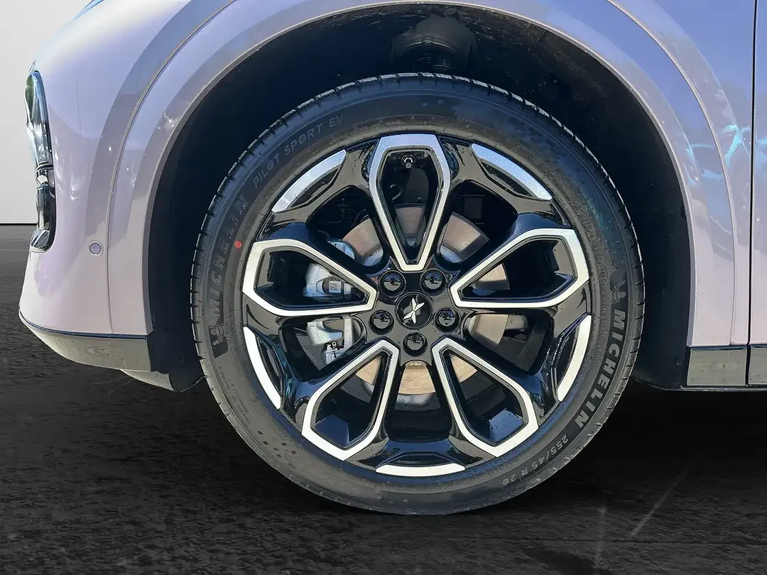 Xpeng G6 - Thumbnail 4