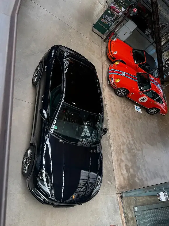 Porsche Cayenne - Thumbnail 13