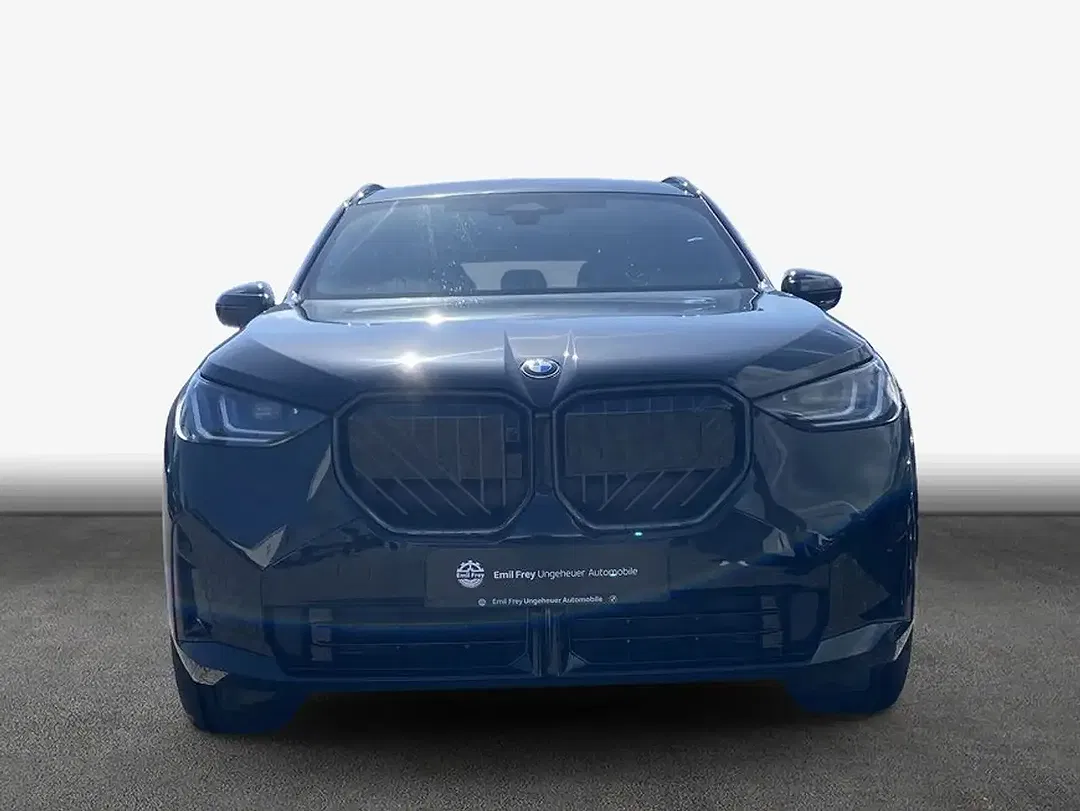 BMW 330 - Thumbnail 3