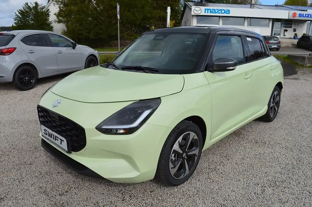 Suzuki Swift - Thumbnail 1