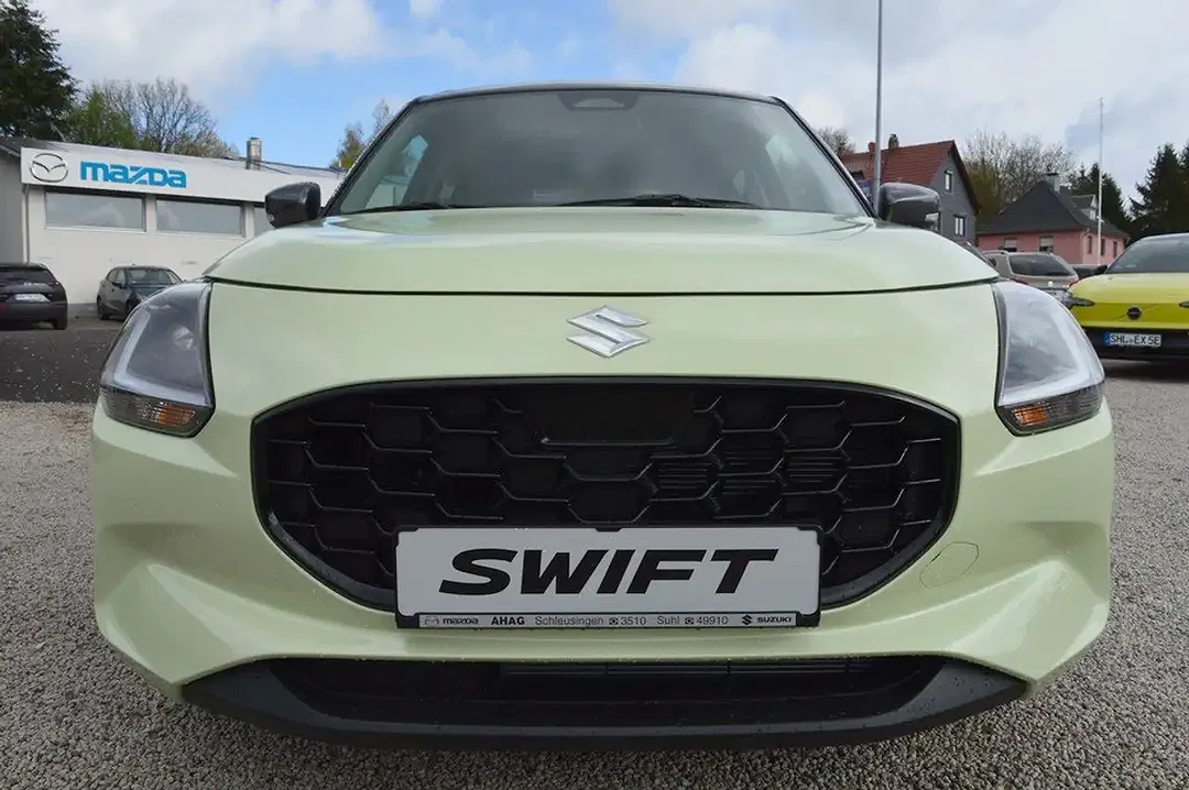 Suzuki Swift - Thumbnail 2