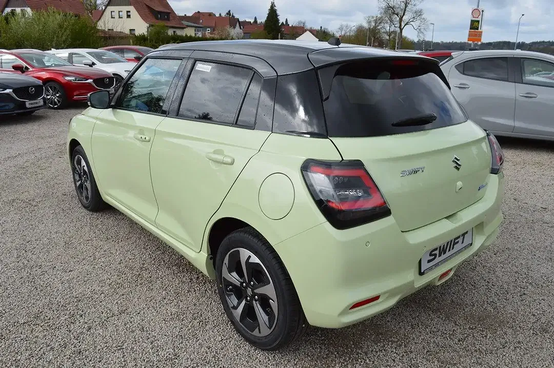 Suzuki Swift - Thumbnail 6