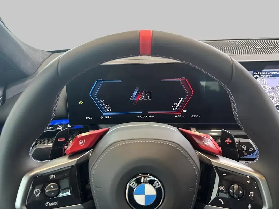 BMW M5 - Thumbnail 10