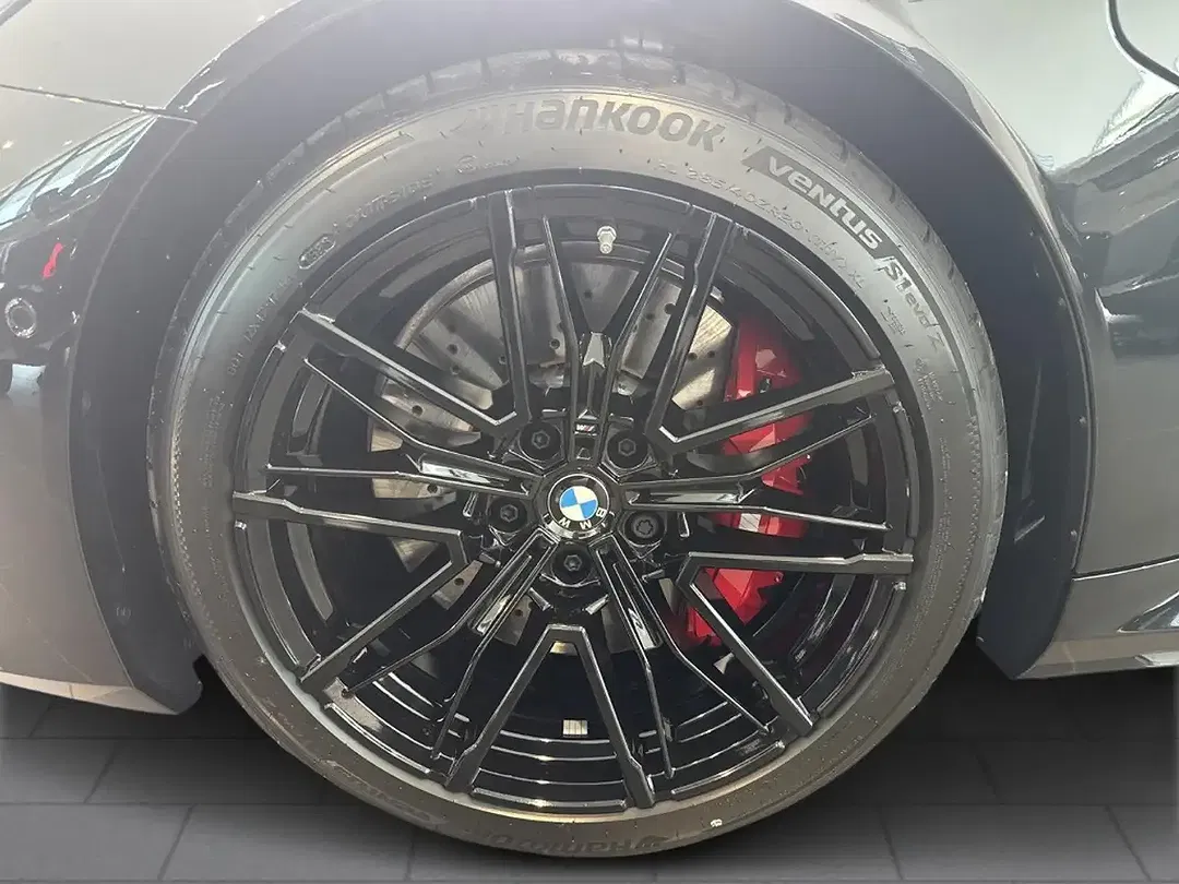 BMW M5 - Thumbnail 6