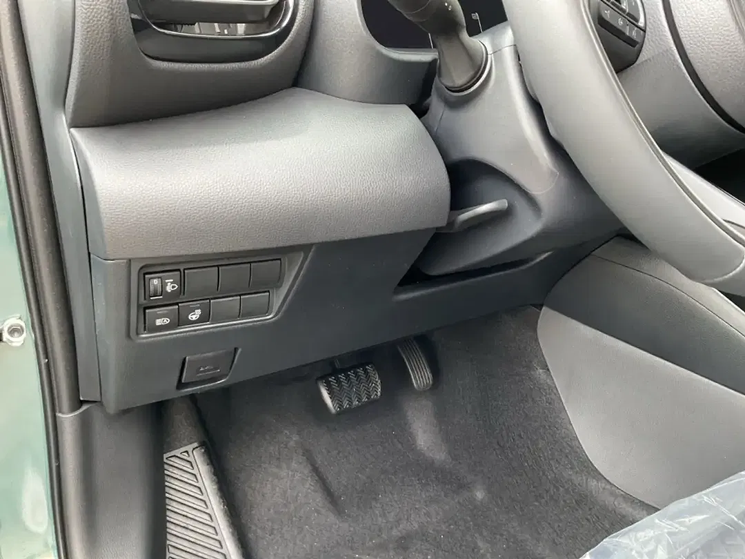 Toyota Yaris - Thumbnail 10