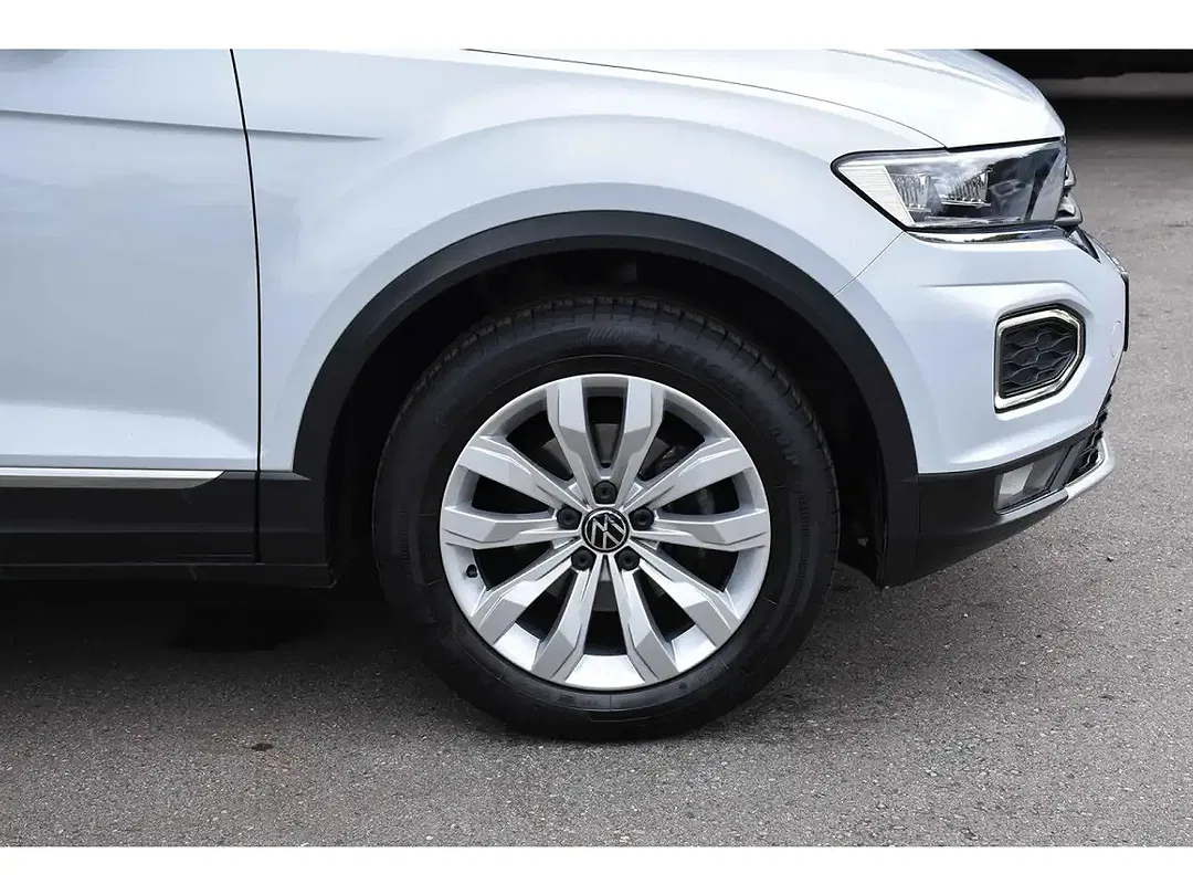 Volkswagen T-Roc - Thumbnail 5