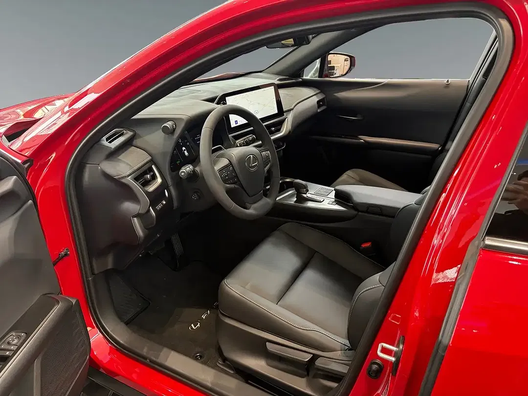 Lexus UX 300h - Thumbnail 9