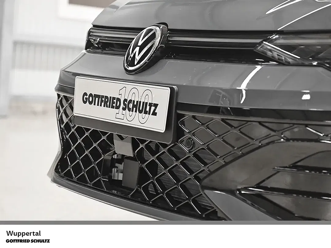 Volkswagen Golf R - Thumbnail 6