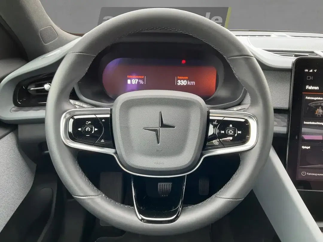 Polestar 2 - Thumbnail 11