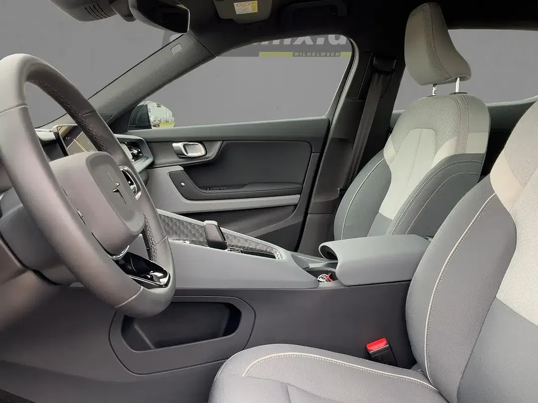 Polestar 2 - Thumbnail 8