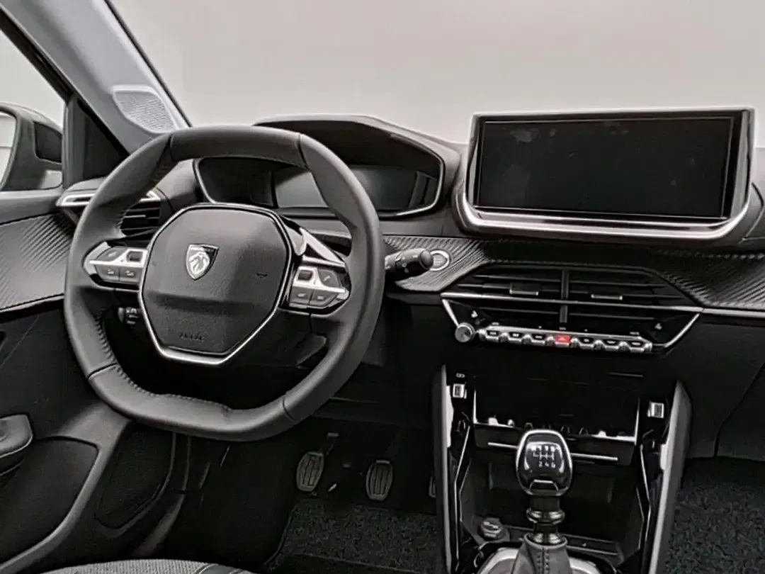 Peugeot 208 - Thumbnail 11