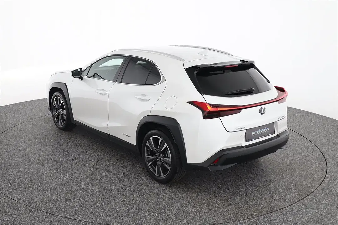 Lexus UX 250h - Thumbnail 3