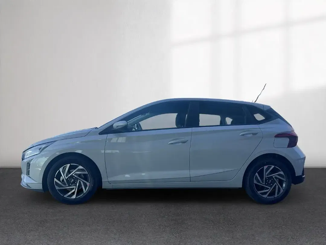Hyundai i20 - Thumbnail 2