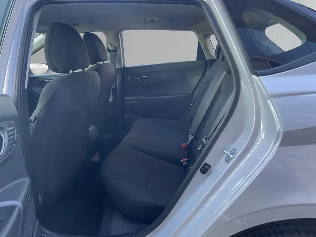 Hyundai i20 - Thumbnail 8