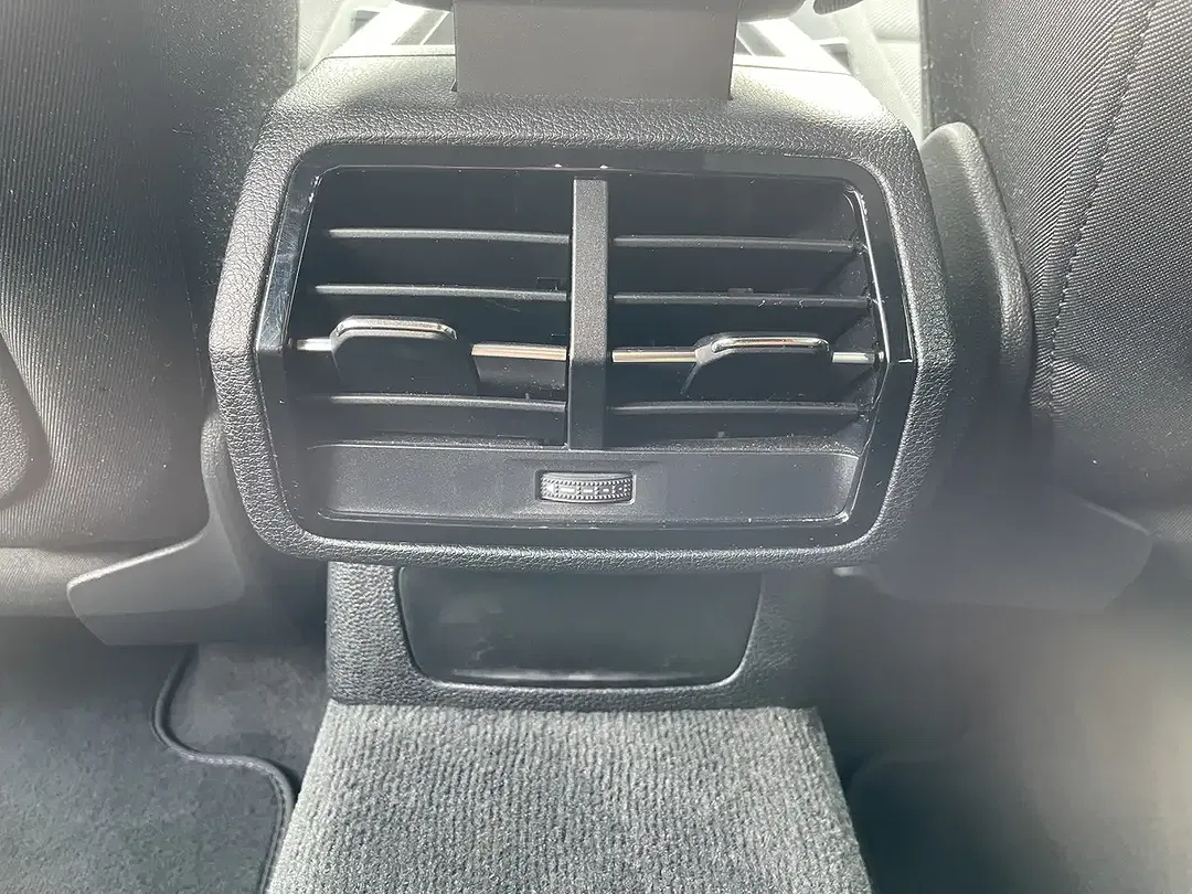 Audi Q3 - Thumbnail 9
