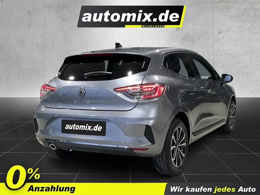 Renault Clio - Thumbnail 4