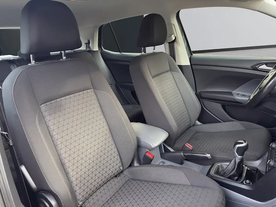 Volkswagen T-Cross - Thumbnail 11