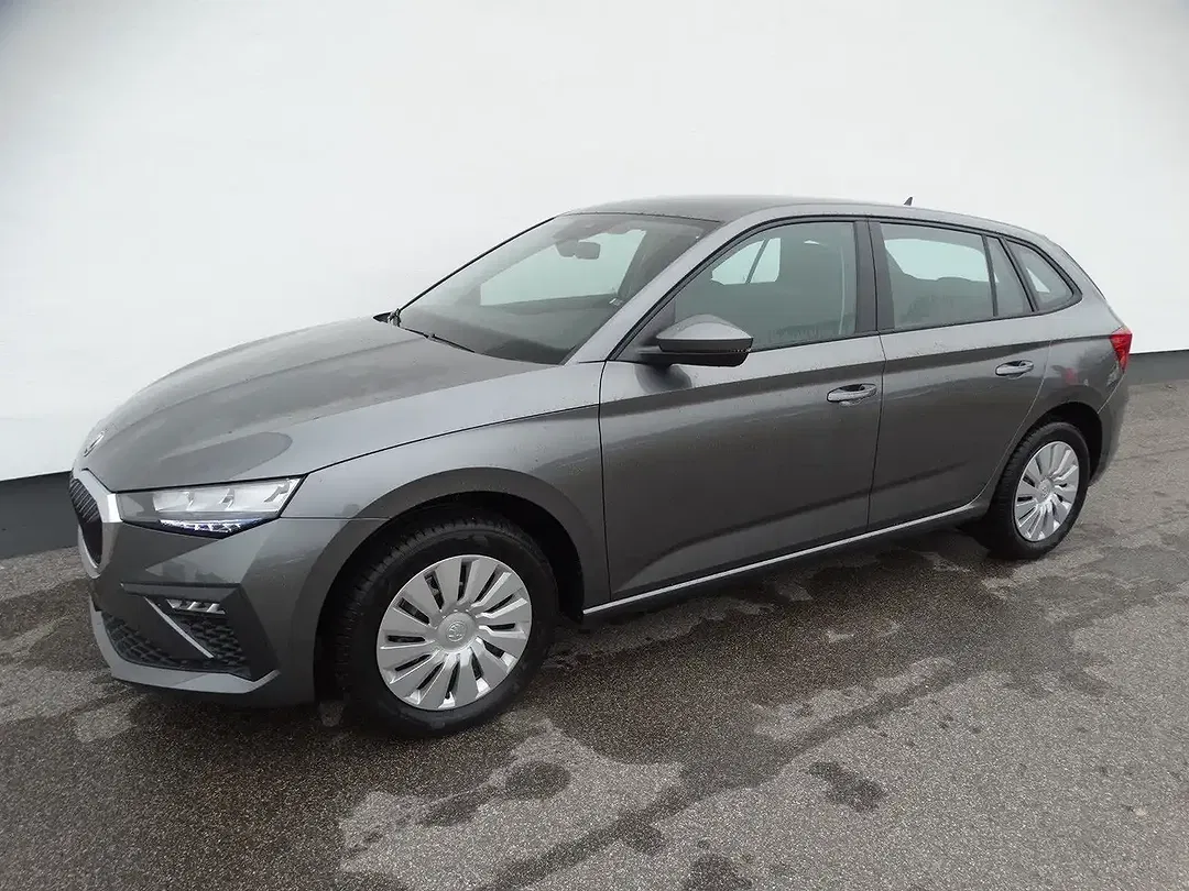 Skoda Scala - Thumbnail 2