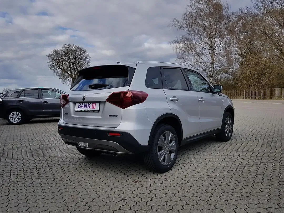 Suzuki Vitara - Thumbnail 5