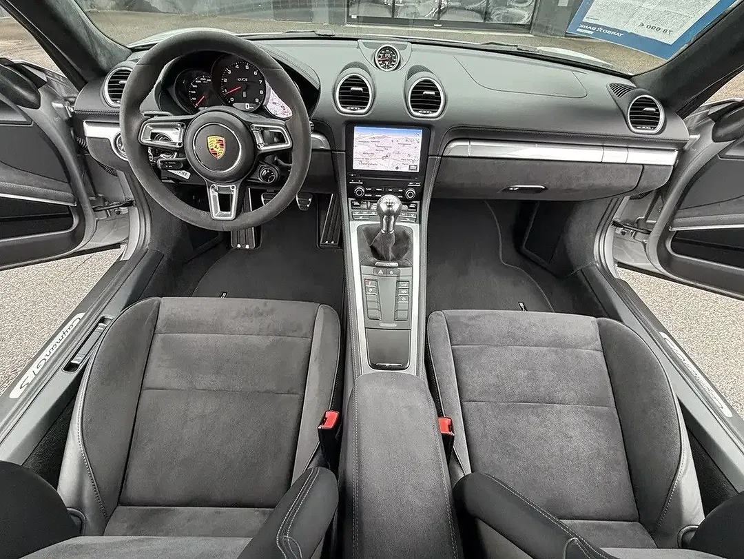 Porsche Cayman - Thumbnail 8