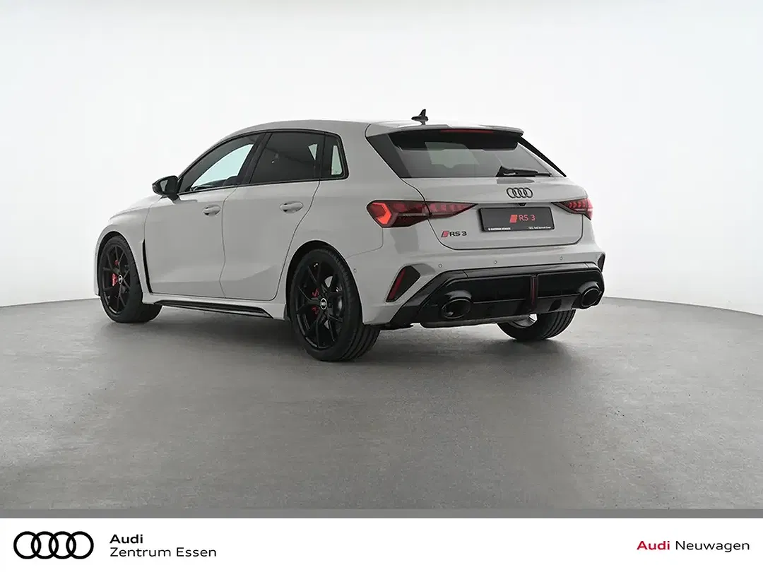 Audi RS3 - Thumbnail 2