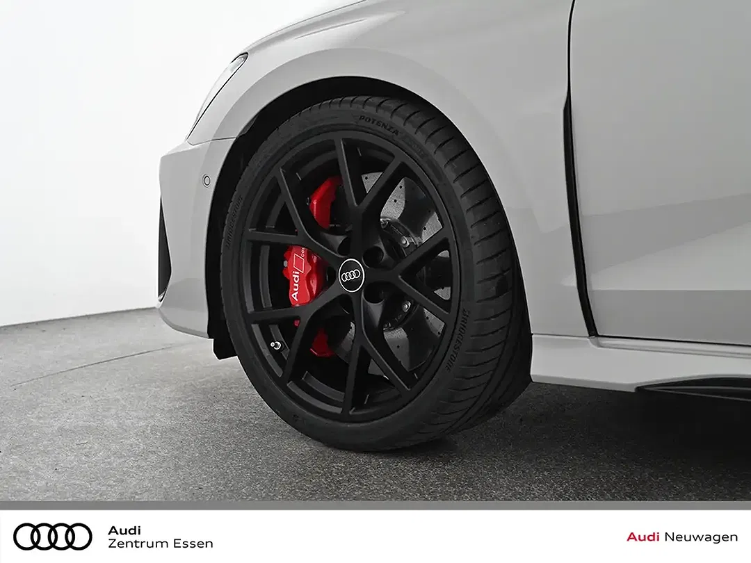 Audi RS3 - Thumbnail 5