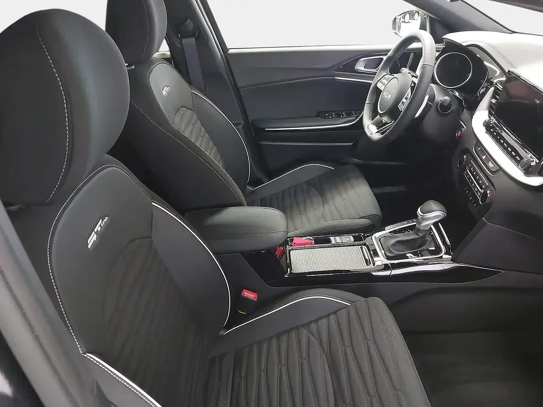 Kia Ceed SW / cee'd SW - Thumbnail 16