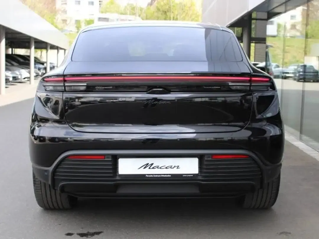 Porsche Macan - Thumbnail 11
