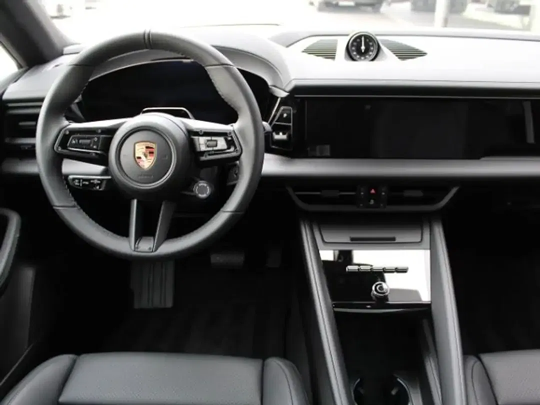 Porsche Macan - Thumbnail 4