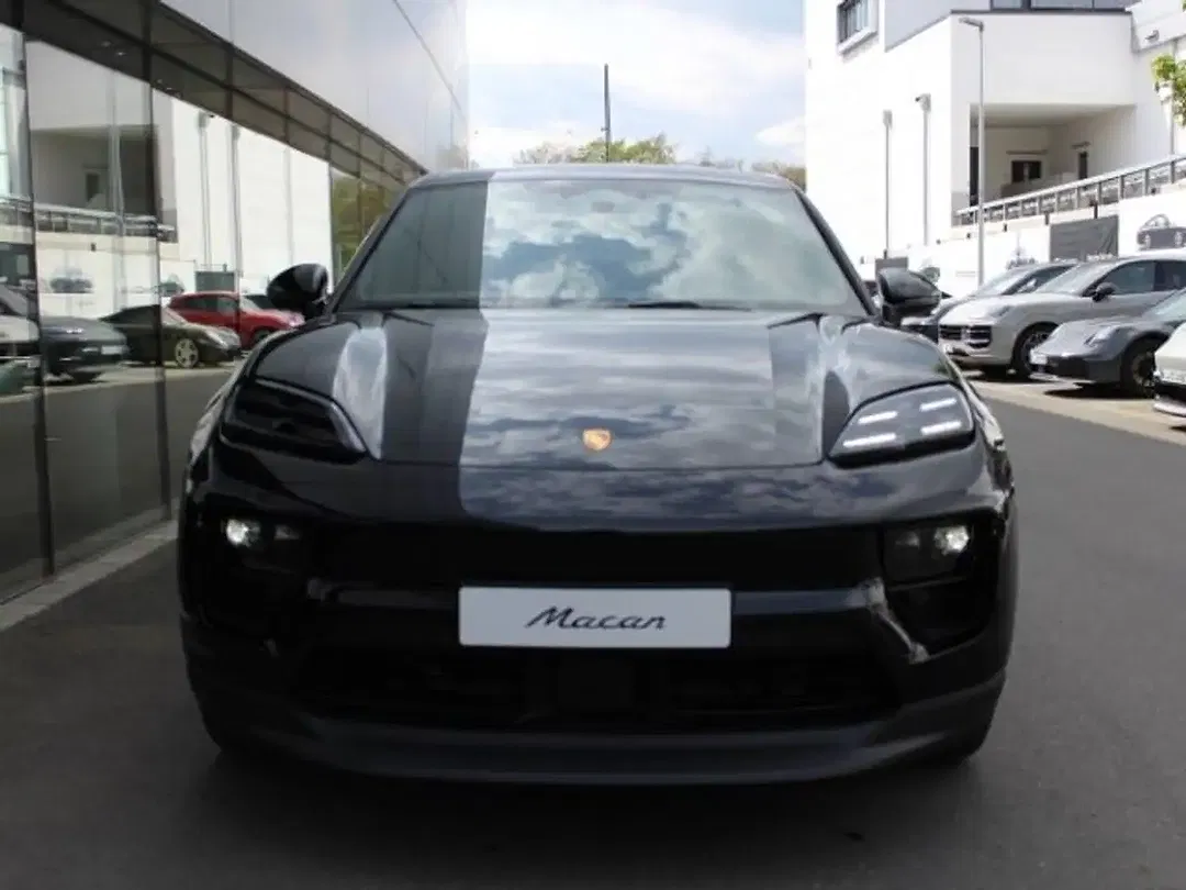 Porsche Macan - Thumbnail 6